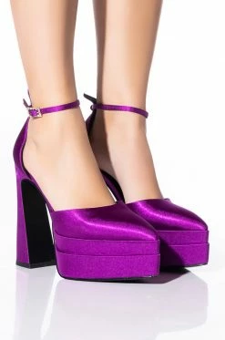 AZALEA WANG BADDEST OF THEM ALL CHUNKY PUMP IN PURPLE