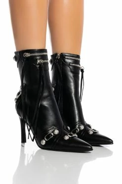 AZALEA WANG BROOKLYN PU BOOTIE IN BLACK