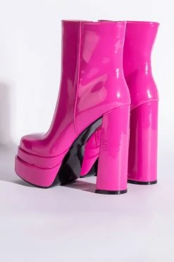AZALEA WANG CANDY PAINT CHUNKY PLATFORM BOOTIE IN FUCHSIA -AZALEA WANG SHOP azalea wang candy paint chunky platform bootie in fuchsia fuchsia 5 5