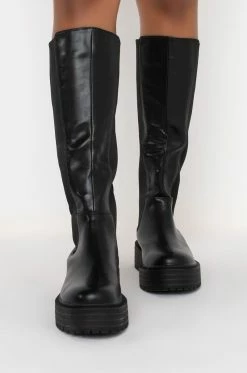 AZALEA WANG CAN'T RAIN ON ME FLATFORM BOOT IN BLACK -AZALEA WANG SHOP azalea wang cant rain on me flatform boot in black black 3 3