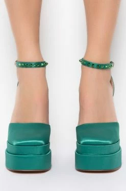 AZALEA WANG CITY ON FIRE CHUNKY PUMP IN GREEN -AZALEA WANG SHOP azalea wang city on fire chunky pump in green green 3 3