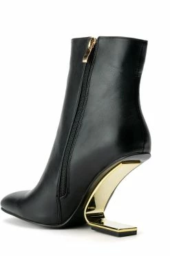 AZALEA WANG FASHIONISTA BOOTIE IN BLACK -AZALEA WANG SHOP azalea wang fashionista bootie in black black 5 5