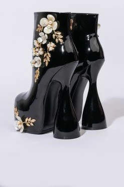 AZALEA WANG FINER THINGS IN LIFE CHUNKY BOOTIE IN BLACK -AZALEA WANG SHOP azalea wang finer things in life chunky bootie in black black 5 5