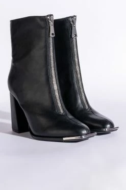 AZALEA WANG FRESCO ZIP CHUNKY BOOT IN BLACK -AZALEA WANG SHOP azalea wang fresco zip chunky boot in black black 4 4