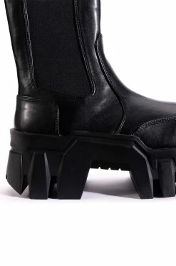 AZALEA WANG KELIANNA CHUNKY BOOT IN BLACK -AZALEA WANG SHOP azalea wang kelianna chunky boot in black black 5 5