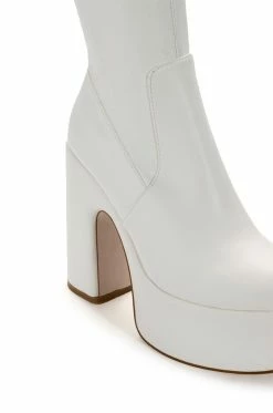 AZALEA WANG LET'S GO PARTY PU CHUNKY PLATFORM BOOT IN WHITE -AZALEA WANG SHOP azalea wang lets go party pu chunky platform boot in white white 5 5 c1