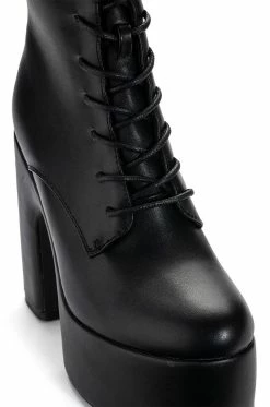 AZALEA WANG MAKE IT HAPPEN PU CHUNKY HEEL PLATFORM BOOTIE IN BLACK 11 AZALEA WANG MAKE IT HAPPEN PU CHUNKY HEEL PLATFORM BOOTIE IN BLACK -AZALEA WANG SHOP azalea wang make it happen pu chunky heel platform bootie in black black 5 5 c1