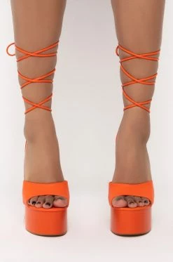 AZALEA WANG NEED TO KNOW CHUNKY SANDAL IN ORANGE -AZALEA WANG SHOP azalea wang need to know chunky sandal in orange orange 3 3