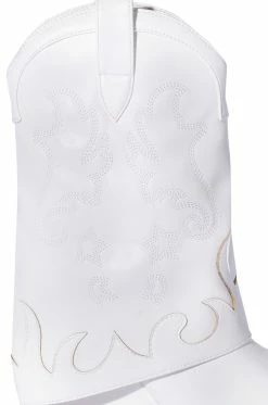 AZALEA WANG PARTY IN THE USA FOLD OVER WESTERN BOOT IN WHITE -AZALEA WANG SHOP azalea wang party in the usa fold over western boot in white white 5 5