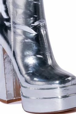 AZALEA WANG RUN AWAY CHUNKY BOOTIE IN METALLIC SILVER -AZALEA WANG SHOP azalea wang run away chunky bootie in metallic silver metallic silver 5 5