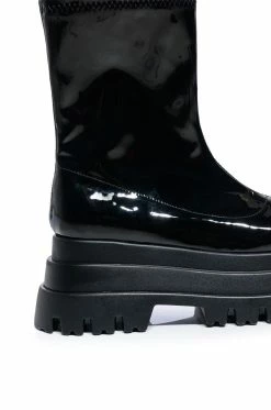 AZALEA WANG RUSH PATENT FLATFROM BOOT IN BLACK -AZALEA WANG SHOP azalea wang rush patent flatfrom boot in black black 5 5