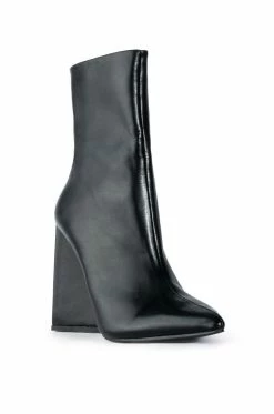 AZALEA WANG SIMPLY IRRESISTIBLE CHUNKY PU BOOTIE IN BLACK -AZALEA WANG SHOP azalea wang simply irresistible chunky pu bootie in black black 3 3