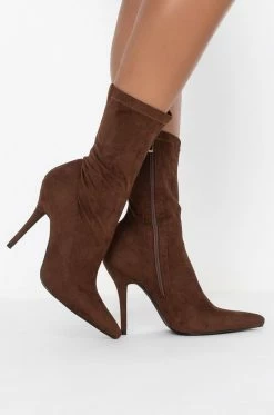 AZALEA WANG YOURE IN THE MOOD FOR A DANCE BOOTIE IN BROWN