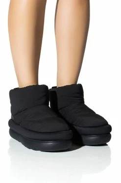 UGG CLASSIC MAXI MINI